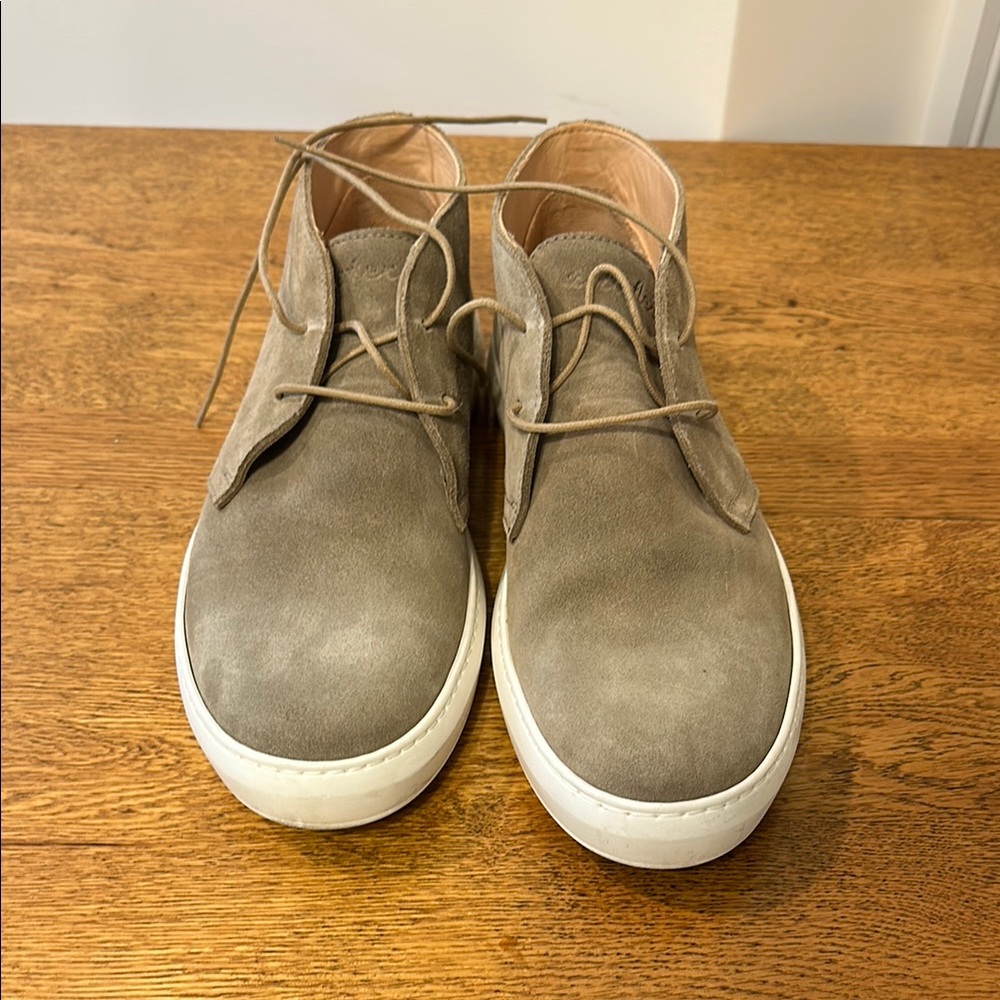 Astorflex Tan Chukka Boots with Suede Upper and Rubber Soles